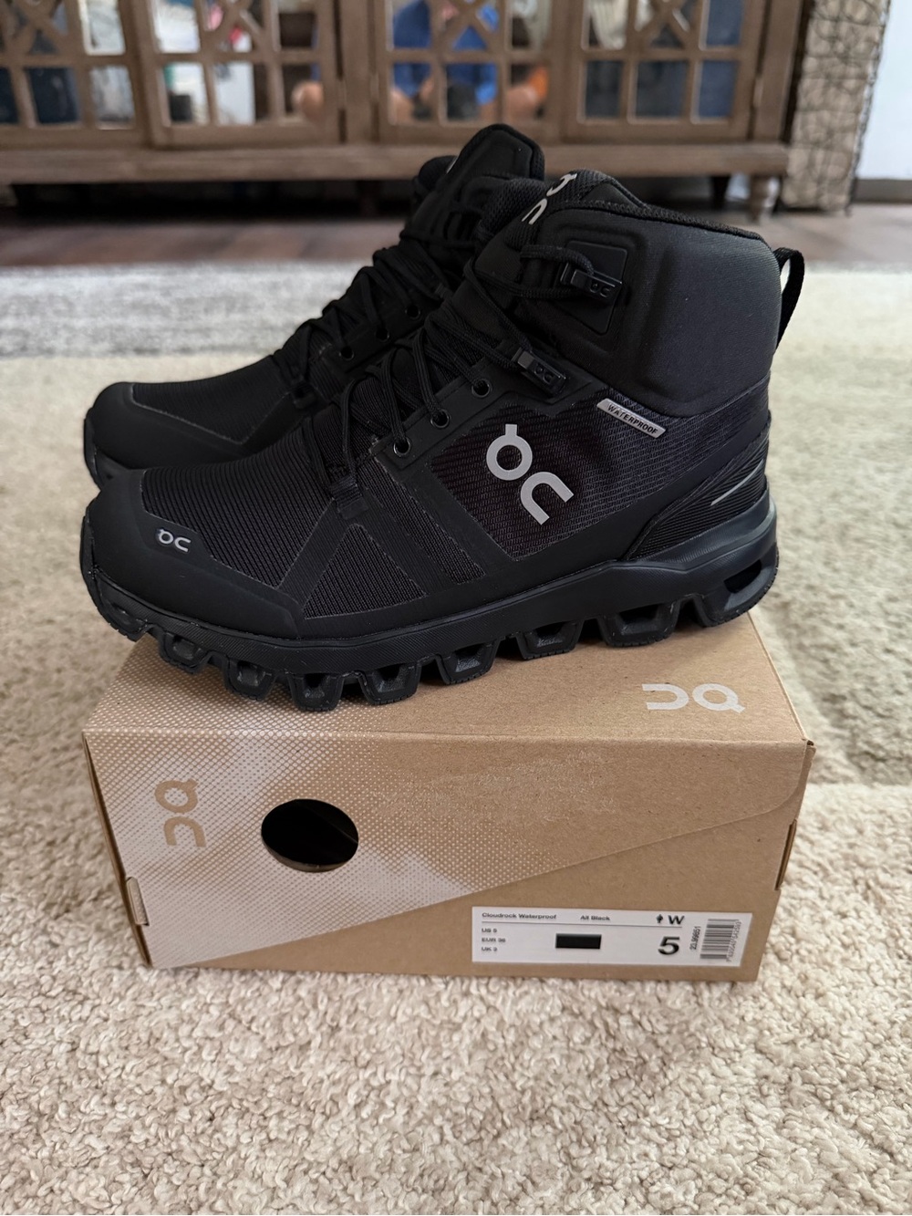NWT On Running Cloudrock Waterproof Boots Women’s 5